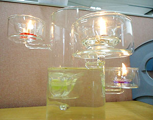 <b>������̨</b>