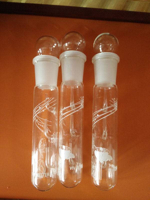 <b>������</b>