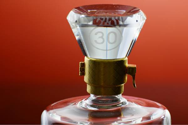 <b>���վ�ƿ</b>