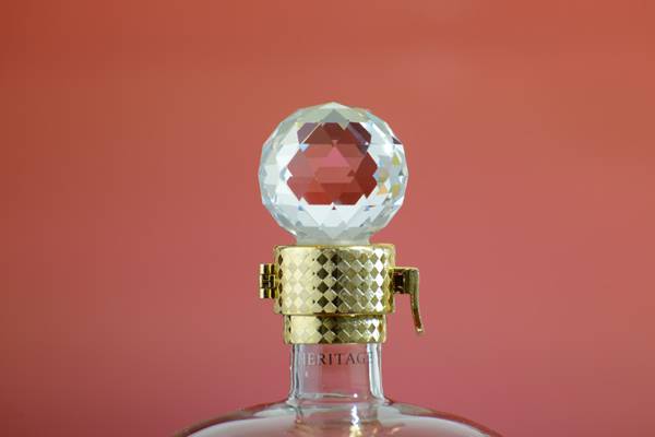 <b>���վ�ƿ</b>