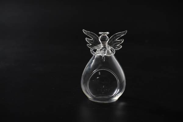 <b>������̨</b>