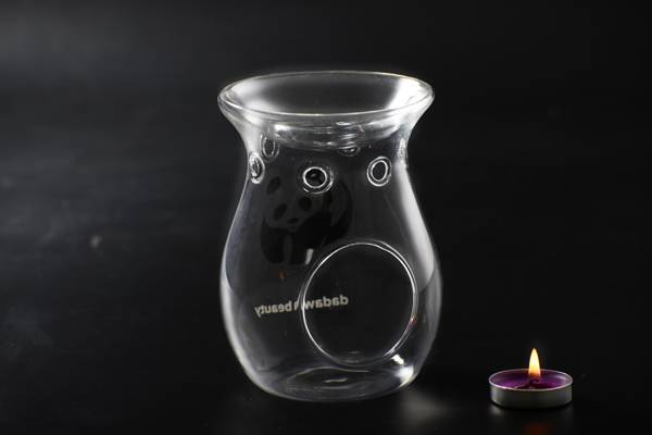 <b>������̨</b>