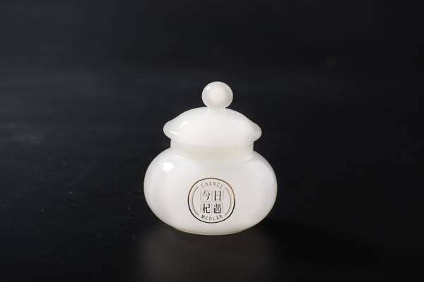 <b>������̨</b>